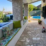 Casa Dos Avos Holiday home